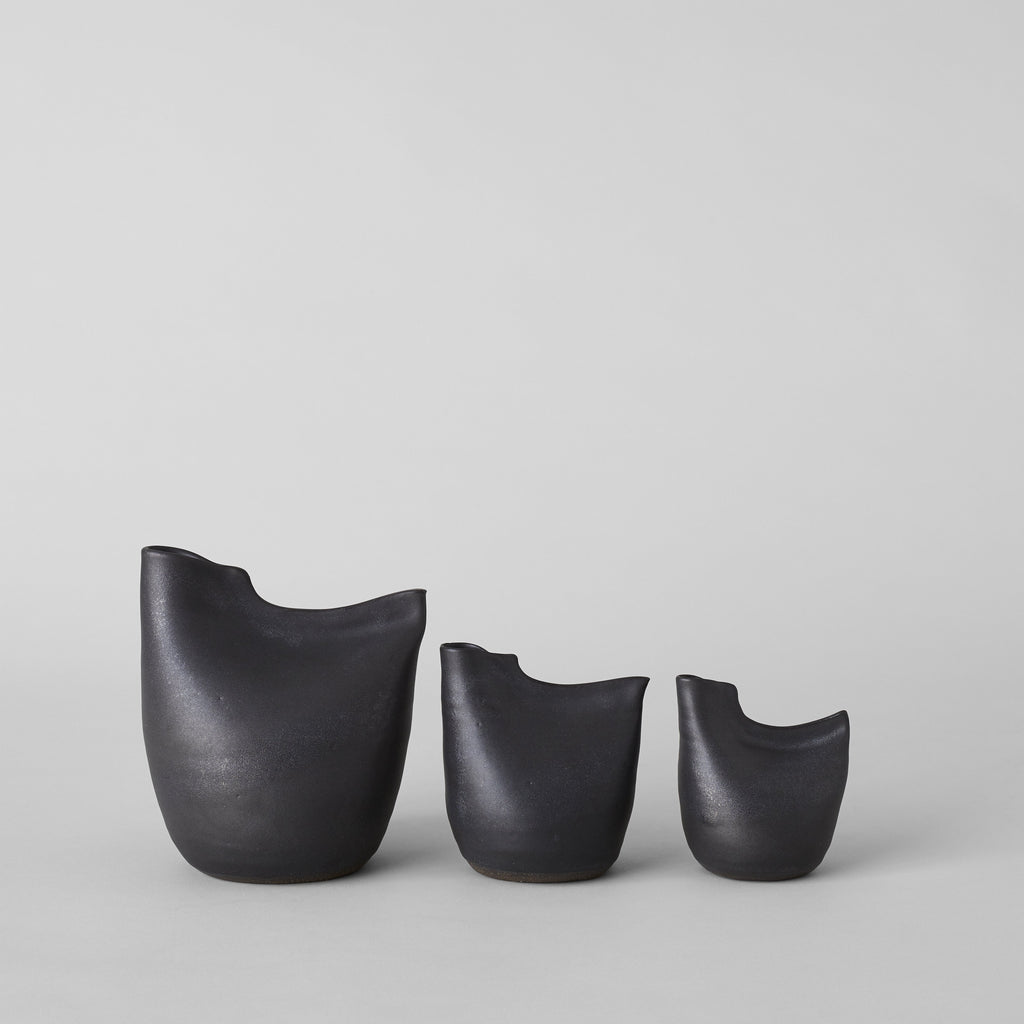 Bird Vase, Black